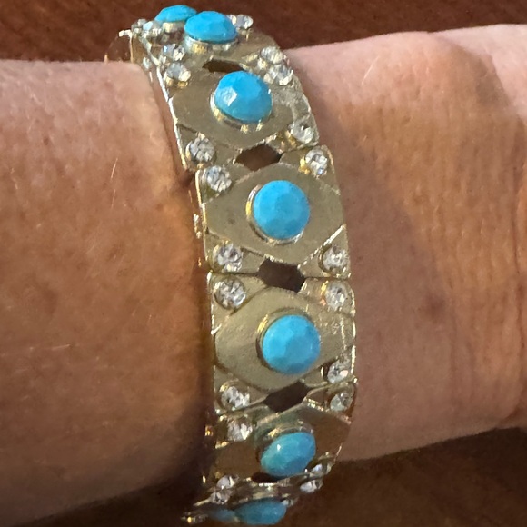 Turquoise Color Cabochon Beads, rhinestone crystal Gold color stretch bracelet - Picture 4 of 9